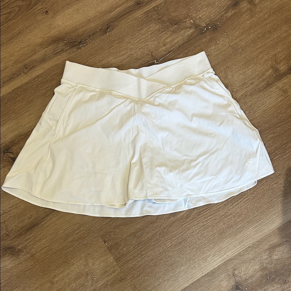 Lululemon Athletica Cream Skater Skirt